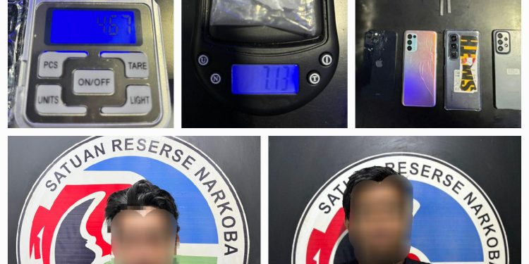 Satres Narkoba Polres Bone Bekuk 2 Pelaku, 11,8 Gram Sabu Diamankan dan 1 Orang Dalam Pengejaran