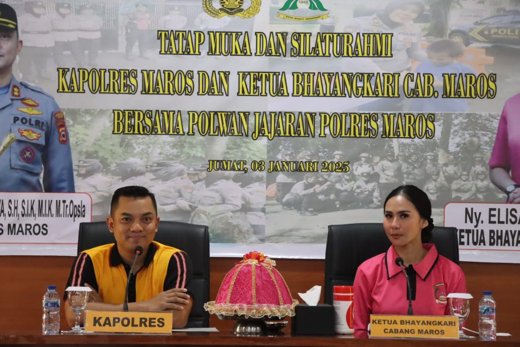 Kapolres Maros bersama Ketua Bhayangkari Beri Pengarahan Kepada 38 Personel Polwan