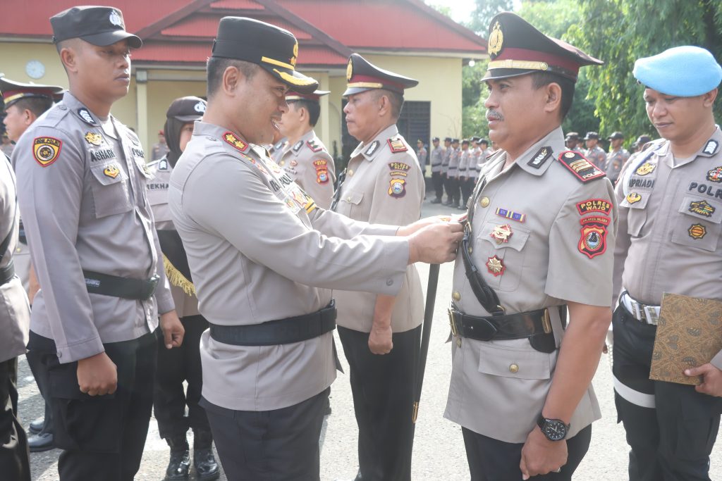 Kapolres Wajo Pimpin Serah Terima Jabatan 6 Kapolsek dan 2 Kasat