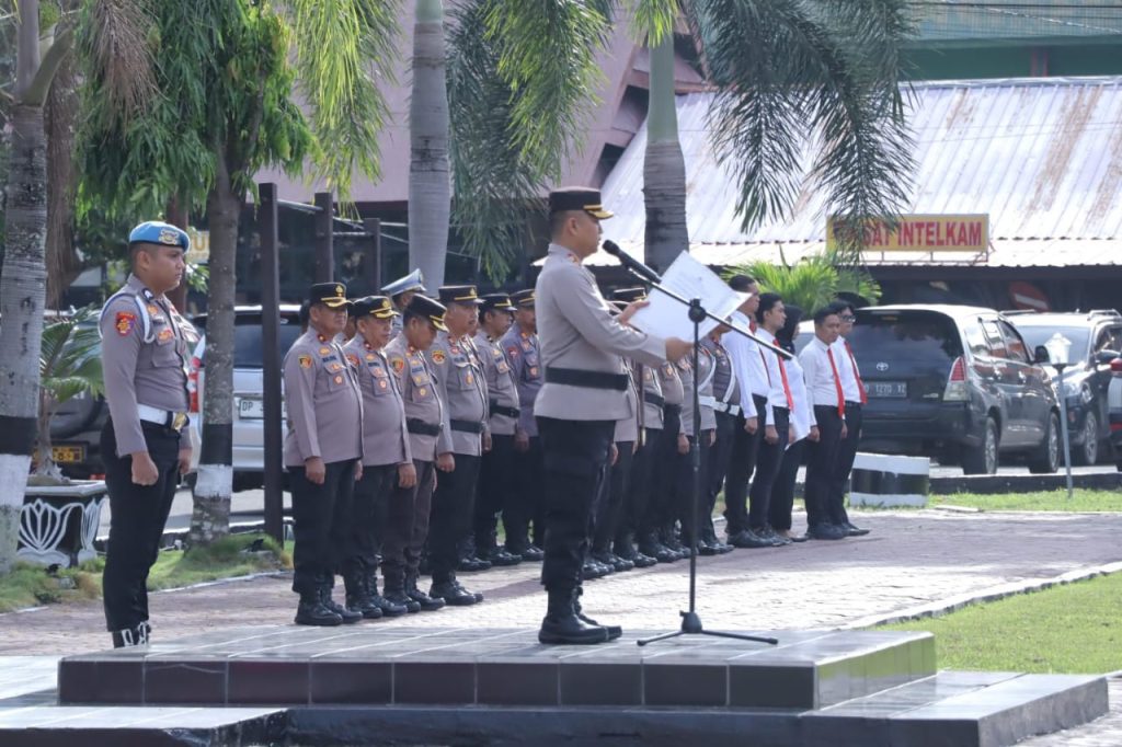 Kapolres Pinrang Pimpin Sertijab Kasat Lantas, Intelkam dan 3 Kapolsek