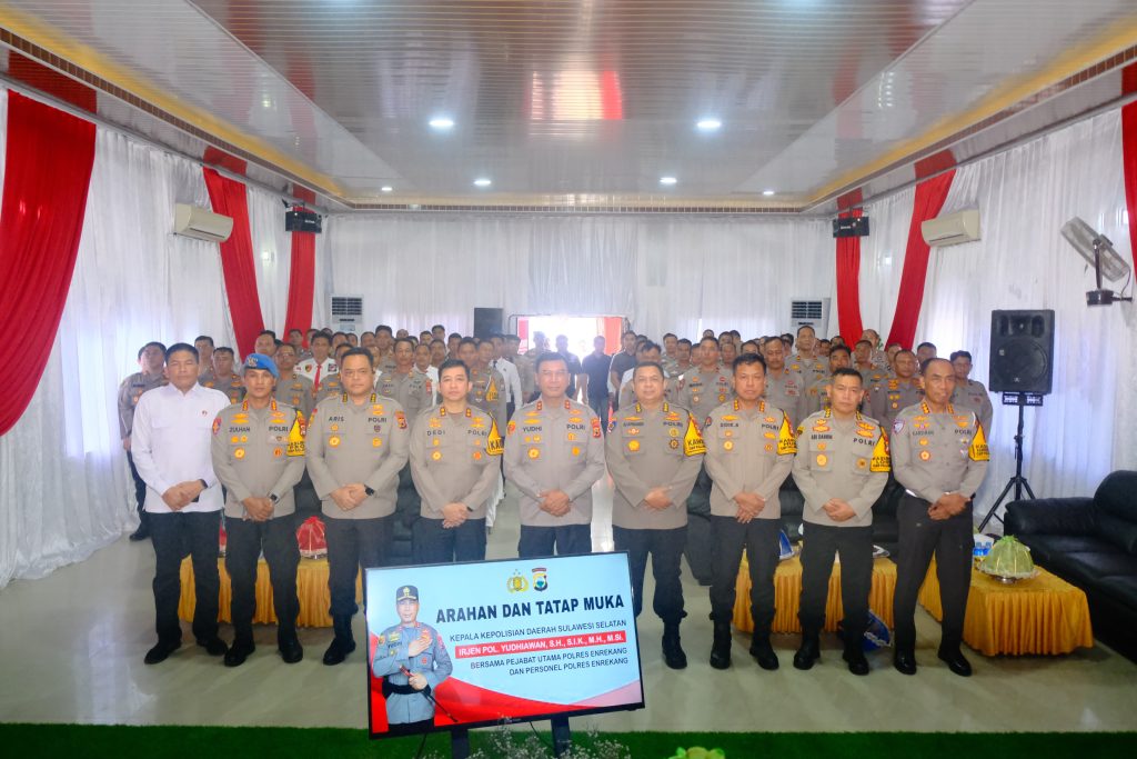 Kapolda Sulsel bersama Ketua Bhayangkari dan PJU Kunjungan Kerja ke Polres Enrekang
