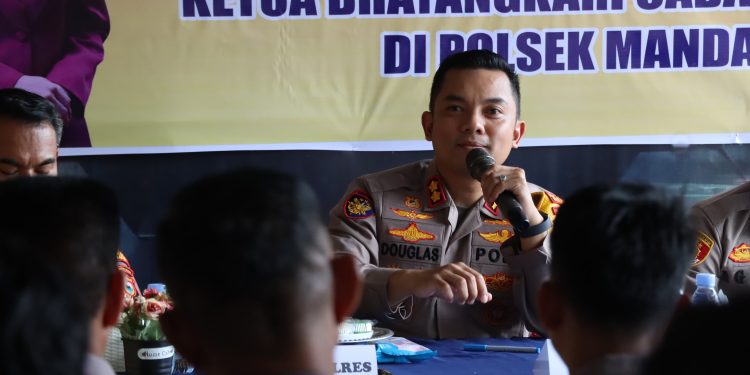 Hari Ketiga Kunker, Kapolres Maros Kunjungi Polsek Mandai