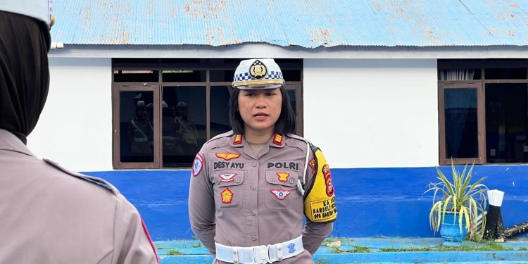 Sebelum Turun Bertugas, Kasat Lantas Polres Wajo Terlebih Dahulu Beri Arahan Ke Anggotanya
