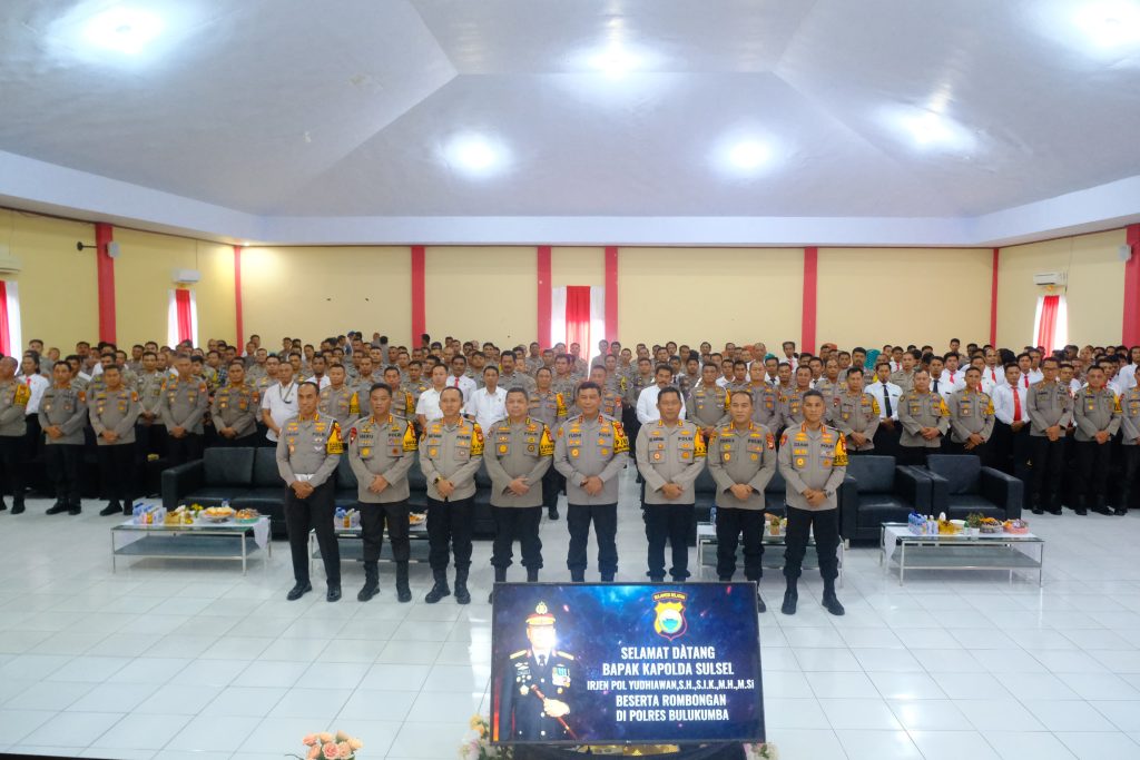 Kapolda Sulsel bersama Ketua Bhayangkari Melakukan Kunjungan Kerja di Polres Bulukumba