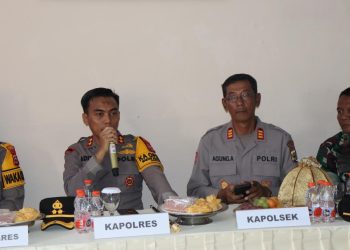 Kapolres Soppeng bersama Ketua Bhayangkari Kunjungan Kerja di Polsek Liliriaja