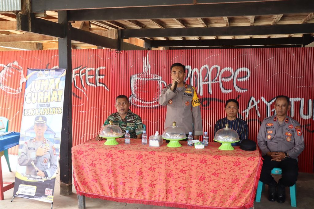 Kapolres Soppeng Pimpin Jumat Curhat di Paommalimpoe, Ini Pesannya ke Masyarakat