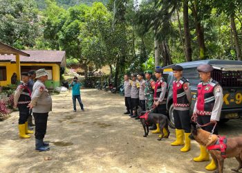 Polres Toraja Utara Dibantu K9 Polda Sulsel Berhasil Temukan 2 Dari 12 Jenazah Yang Tertimbun Longsor