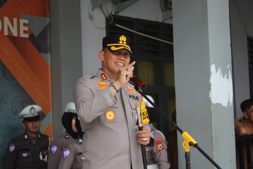 Melalui Police Go To School, Kapolres Bone Ajak Pelajar Jadi Pelopor Keselamatan dan Hindari Tawuran
