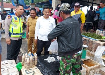 Kapolres Maros Pantau Langsung Situasi Kamtibmas di Pusat Pelelangan Ikan di Labuang