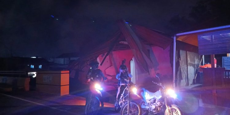 Jaga Situasi Kamtibmas Tetap Aman, Polsek Jajaran Polres Toraja Utara Tingkatkan Patroli Blue Light