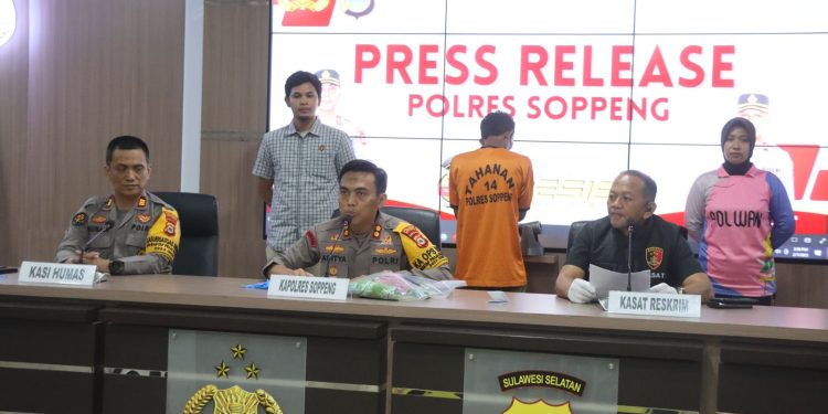 Kapolres Soppeng Rilis Pengungkapan Kasus Persetubuhan Anak Kandung