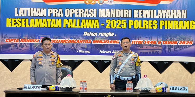 Pimpin Apel Gelar Pasukan Ops Keselamatan, Waka Polres Pinrang: Bekerjalah Secara Profesional