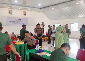 Sinergi TNI-Polri: Personel Polres Sidrap Ikut Donor Darah di HUT Persit ke-79