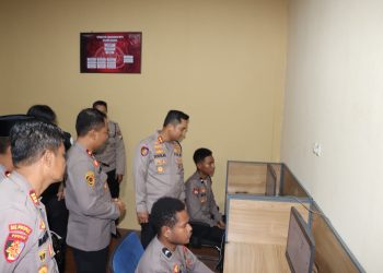 Cek Kesiapan Layanan Hotline Mudik Polri, Kapolres Maros: Kami Siap Layani Masyarakat