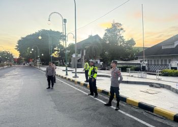 Antisipasi Balap Liar Saat Subuh, Personel Polres Palopo Lakukan Pengamanan