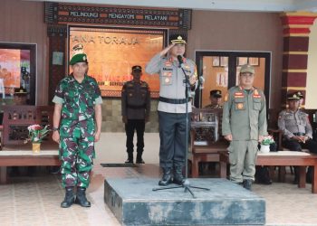 Kapolres Tana Toraja Pimpin Apel Kesiapan Pam Malam Takbiran dan Idul Fitri 1446 H