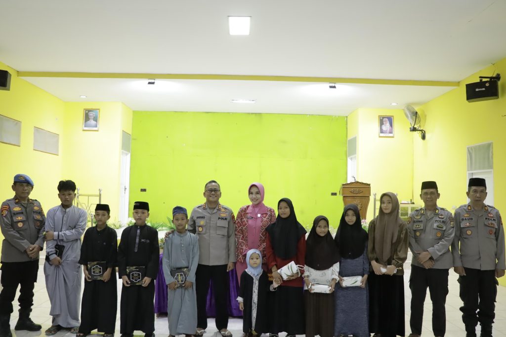 Kapolres Pinrang bersama Ketua Bhayangkari dan PJU Buka Puasa Bersama Anak Panti Asuhan