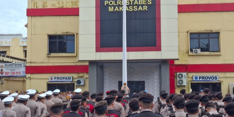 Kapolrestabes Makassar Tekankan Personel Jaga Citra Polri dan Tidak Bergaya Mewah