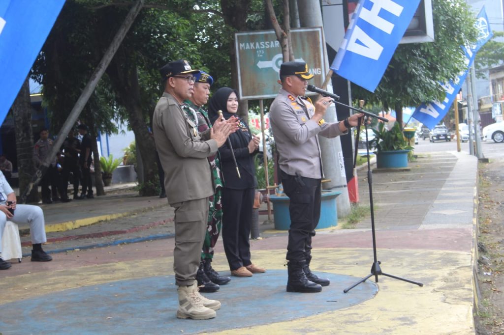 Kapolres Bone bersama Forkopimda Pimpin Apel Gabungan Persiapan Pam Malam Takbiran dan Idul Fitri