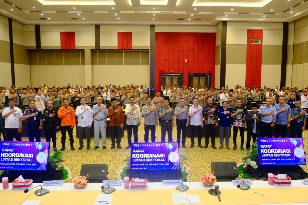 Kapolda Sulsel Buka Rakor Lintas Sektoral Dalam Rangka Kesiapan Ops Ketupat 2025