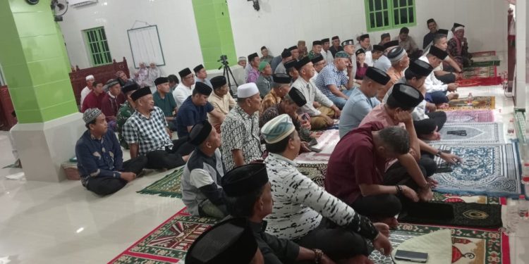 Kapolres Pinrang bersama Forkopimda Safari Ramadhan di Masjid At-Taqwa Lama Jampue