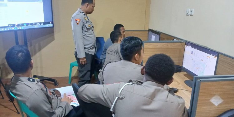 Tingkatkan Pelayanan, Polres Maros Gelar Pelatihan Layanan Call Center 110