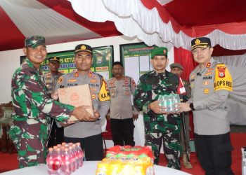 Pastikan Masyarakat Mudik Aman, Kapolres Luwu dan Dandim 1403/Palopo Cek Posko Operasi Ketupat
