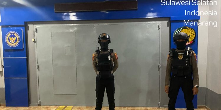 Personel Sat Samapta Polres Pinrang Gelar Patroli Blue Light di Sejumlah Titik Rawan