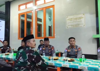 Kasat Lantas Polres Toraja Utara Buka Puasa Bersama TNI dan Masyarakat di Rantepao