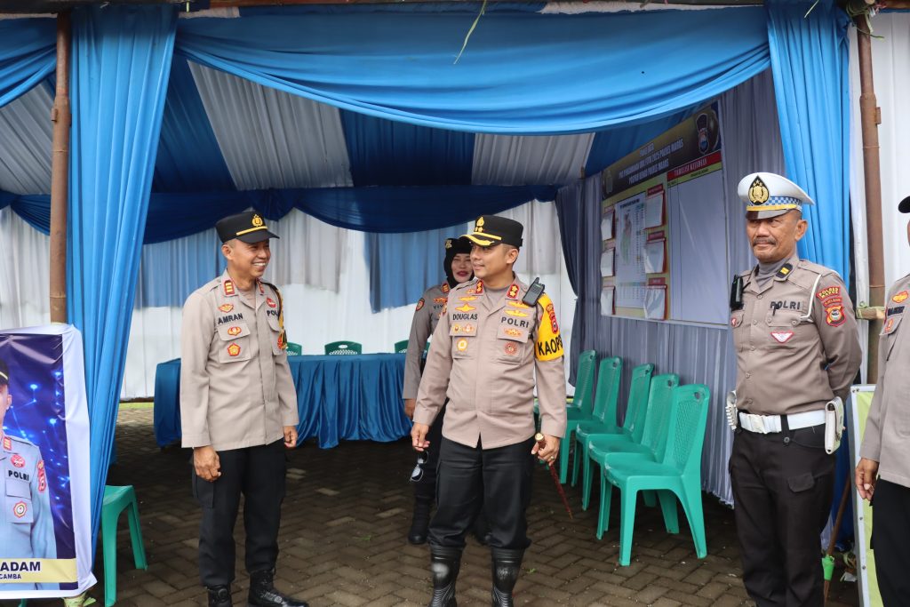 Pastikan Kesiapan Personel, Kapolres Maros Cek Sejumlah Posko Operasi Ketupat
