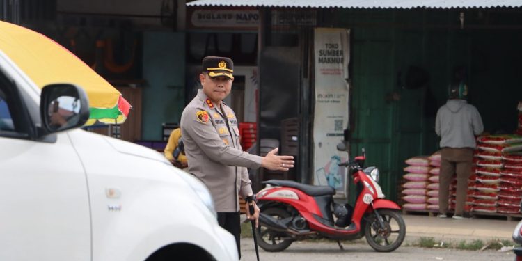 Ciptakan Lalin Aman dan Tertib, Kapolres Luwu Pantau Commander Wish di Pos Awal dan Akhir