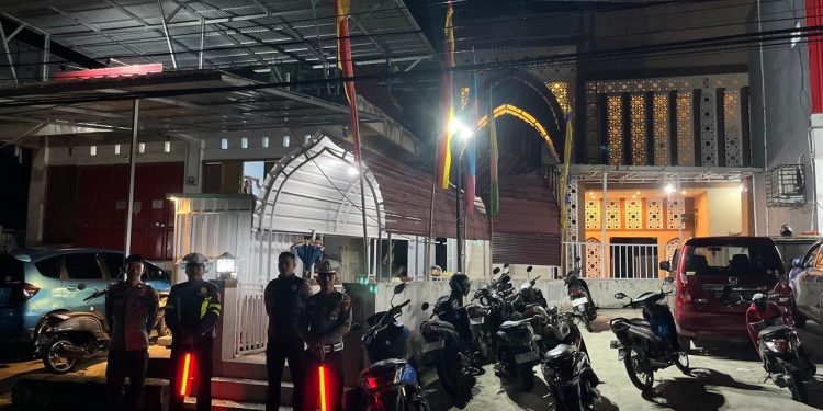 Beri Kenyamanan ke Masyarakat Selama Ramadhan, Personel Polres Tator Gelar Patroli Blue Light