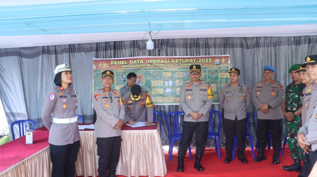 Memasuki Mudik Lebaran, Kapolres Wajo bersama PJU Cek Posko Operasi Ketupat