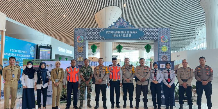 Pastikan Mudik Aman, Kapolres Maros Turun Langsung Pengecekan di Bandara Sultan Hasanuddin