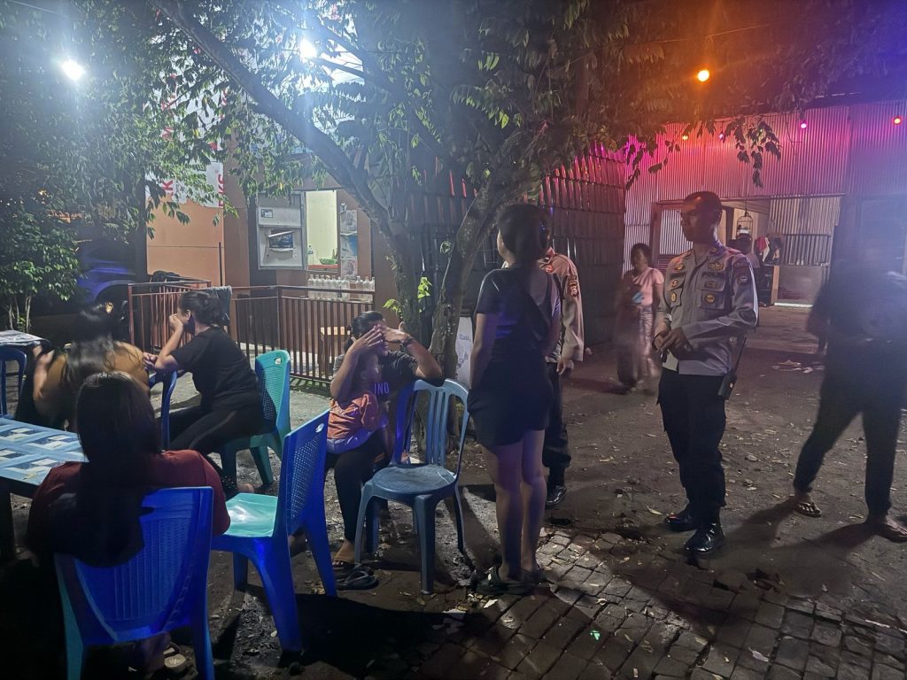 Untuk Menjaga Kamtibmas di Bulan Ramadhan, Polres Sidrap bersama Polsek Jajaran Gelar Patroli