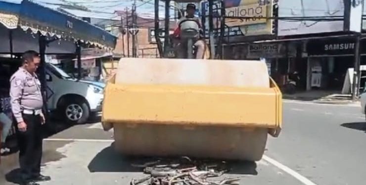 Satlantas Polres Toraja Utara Musnahkan Knalpot Brong Hasil Operasi Keselamatan