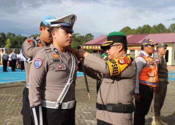 Pastikan Kesiapan Pam Idul Fitri, Kapolres Toraja Utara Pimpin Apel Gelar Pasukan Operasi Ketupat 2025
