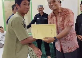Kapolres Palopo Safari Ramadhan di Masjid As-Sa’diah Sekaligus Beri Santunan Ke Mualaf