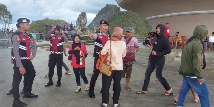 Personel Sat Samapta Polres Tana Toraja Intens Patroli di Tempat Wisata Pasca Lebaran