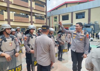 Kapolres Gowa Saksikan Latihan Pengendalian Massa Persiapan Pengamanan Hari Buruh