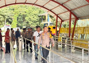 Pengunjung Wisata Bantimurung Capai 6.000 Orang, Kapolres Maros Lakukan Pemantauan dan Patroli