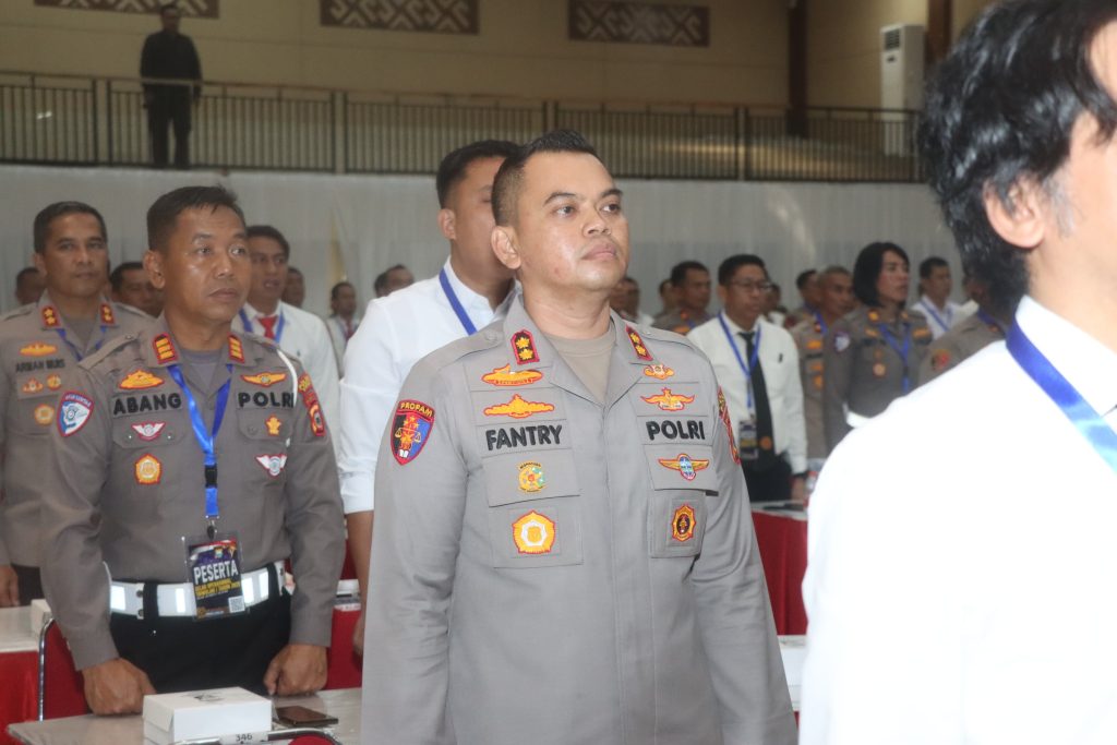 Perkuat Komitmen Pelayanan Publik, Kapolres Sidrap Ikuti Gelar Operasional Triwulan I