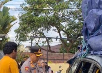 Kapolres Luwu Timur Pantau Proses Penertiban Kendaraan Yang Over Muatan