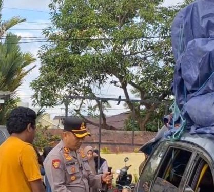 Kapolres Luwu Timur Pantau Proses Penertiban Kendaraan Yang Over Muatan