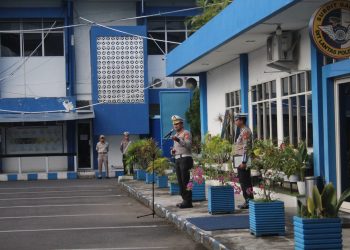 Wadir Lantas Polda Sulsel Pimpin Apel Pagi, Ini Penyampaiannya ke Personel