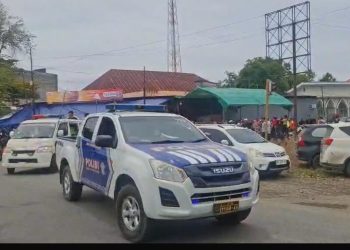Personel Satlantas Polres Luwu Melakukan Pengawalan Ambulance ke Pemakaman