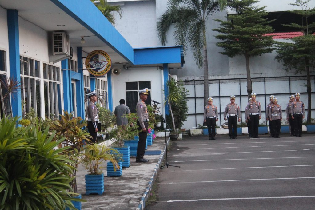 Dirlantas Polda Sulsel Pimpin Apel Pagi Jam Pimpinan, Ini Pesannya ke Personel
