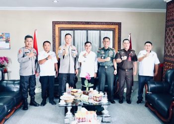 Kapolres Tana Toraja Melakukan Silaturahmi Dengan Bupati dan Forkopimda 