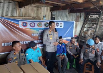 Dalam Rangka Hari Buruh, Kapolres Gowa Bersama DPC KSPSI Gelar Bakti Sosial