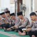 Kapolres Maros Mengikuti Pembinaan Rohani dan Mental di Masjid Ar Rahman